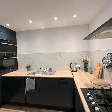 Przytulny Apartament Blisko Stoku Narciarskiego * Sopot